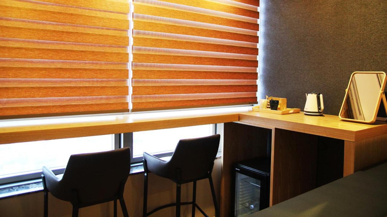 Mohenic Hotel Seoul Myeongdong Buitenkant foto