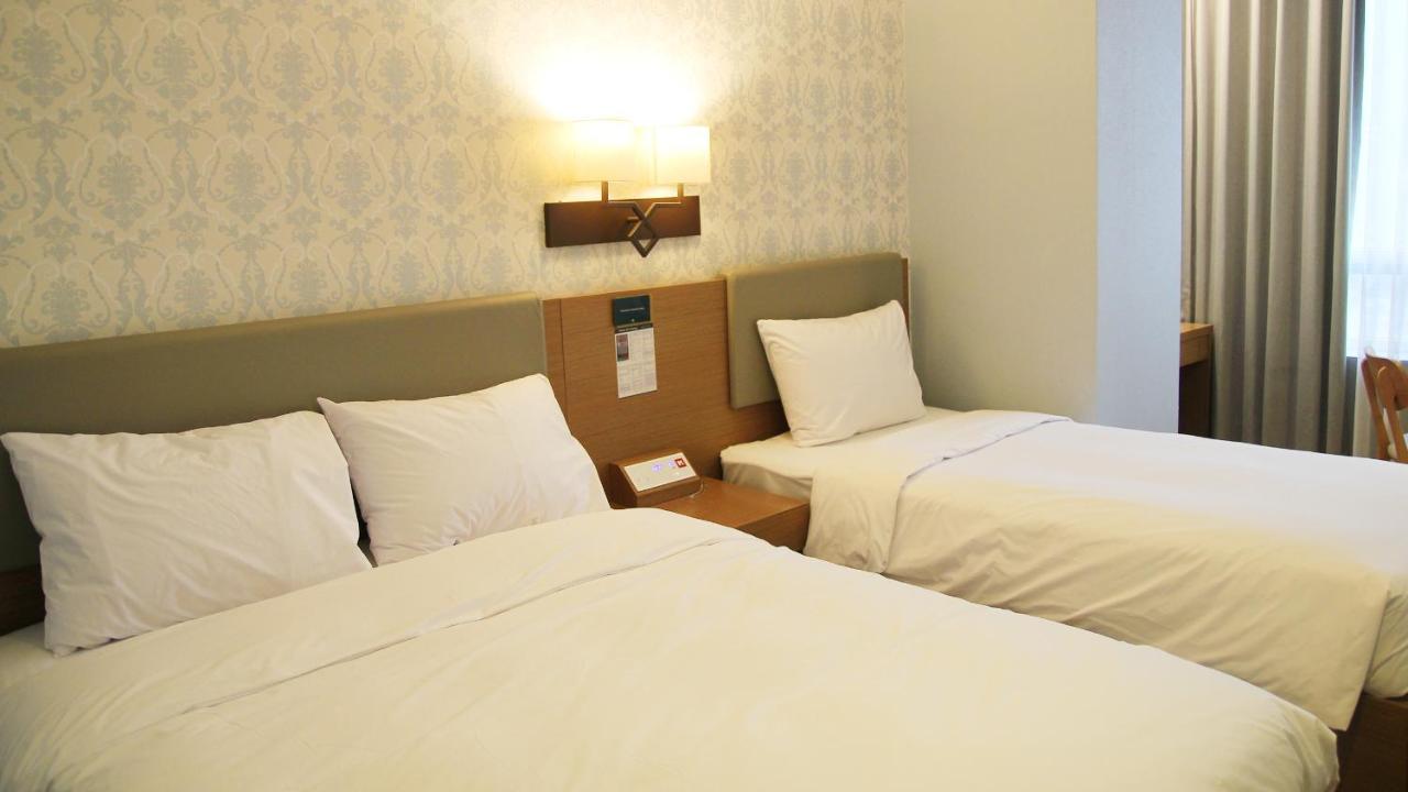 Mohenic Hotel Seoul Myeongdong Buitenkant foto