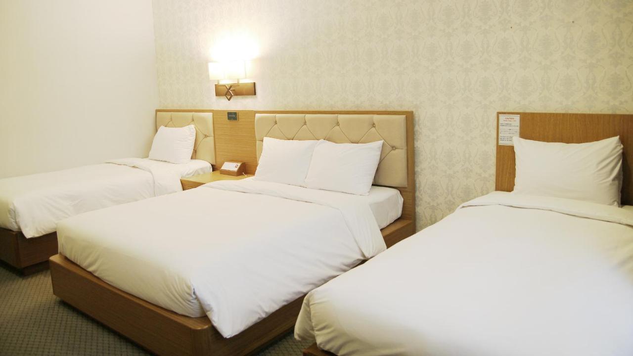 Mohenic Hotel Seoul Myeongdong Buitenkant foto