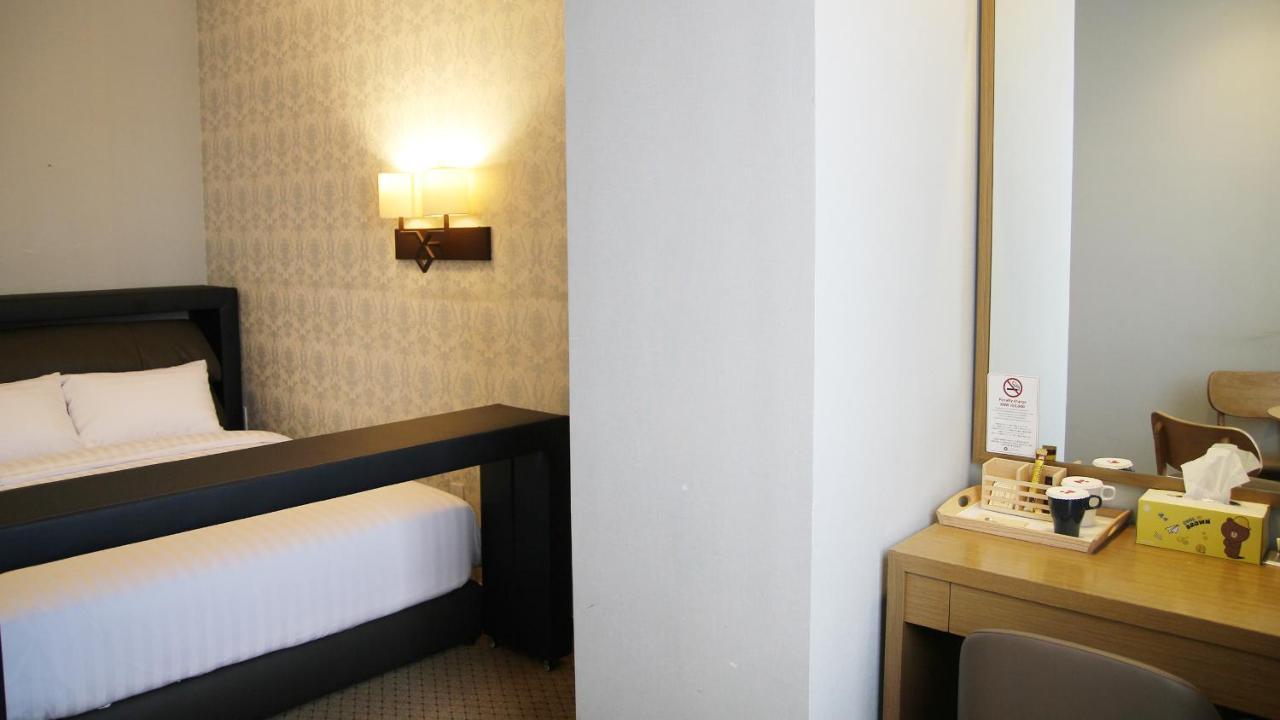 Mohenic Hotel Seoul Myeongdong Buitenkant foto
